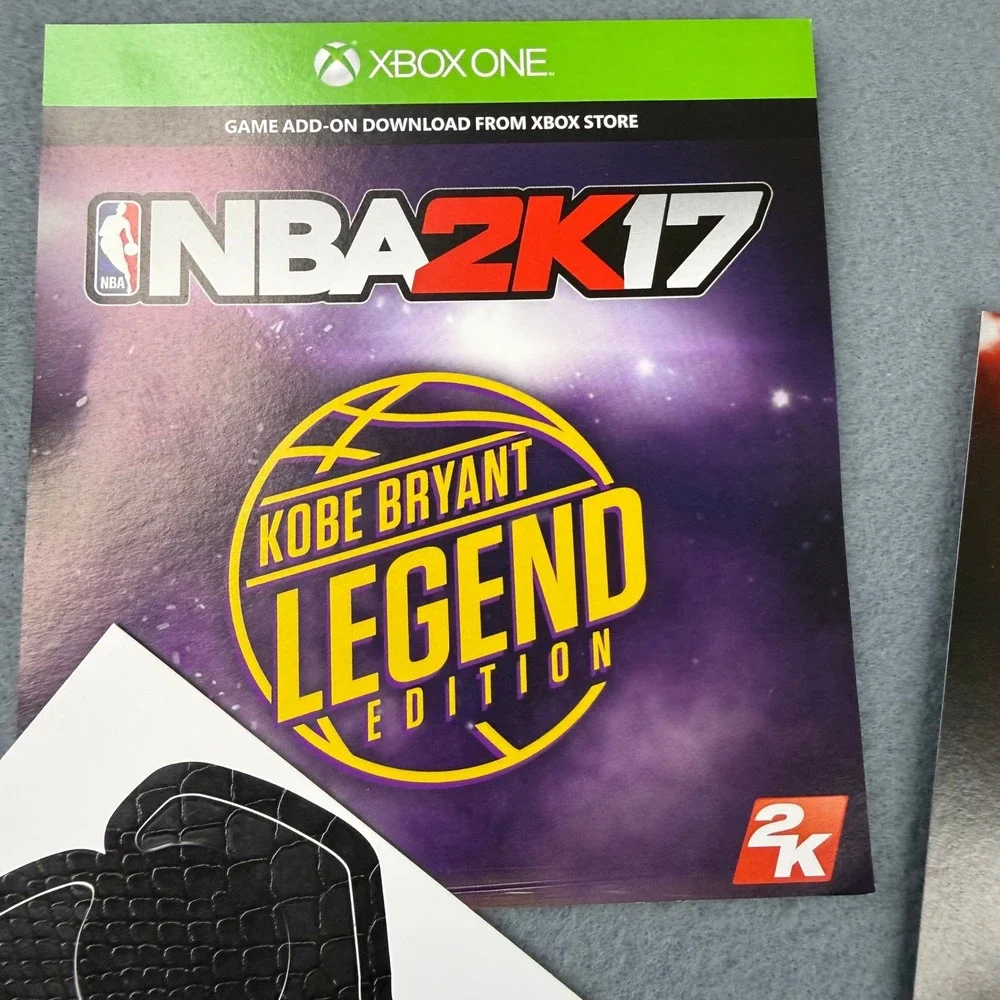 2K Games NBA 2K17 Legend Edition Xbox One Kobe Bryant Gold‎ Purple Collectible